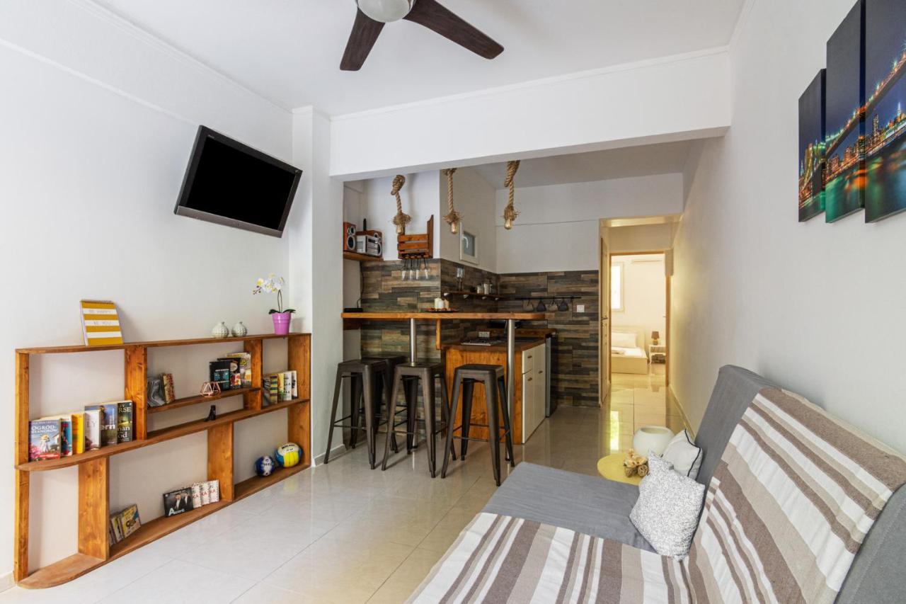 Comfy Apartment Close To Floisvos Beach Athen Eksteriør billede